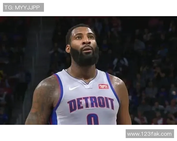 手感不佳其他都很好！普理查德13中4&三分8中1拿到10分3板10助3断